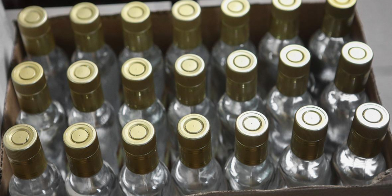 ФСБ и ФНС вскрыли «спиртовые» схемы теневого рынка алкоголя